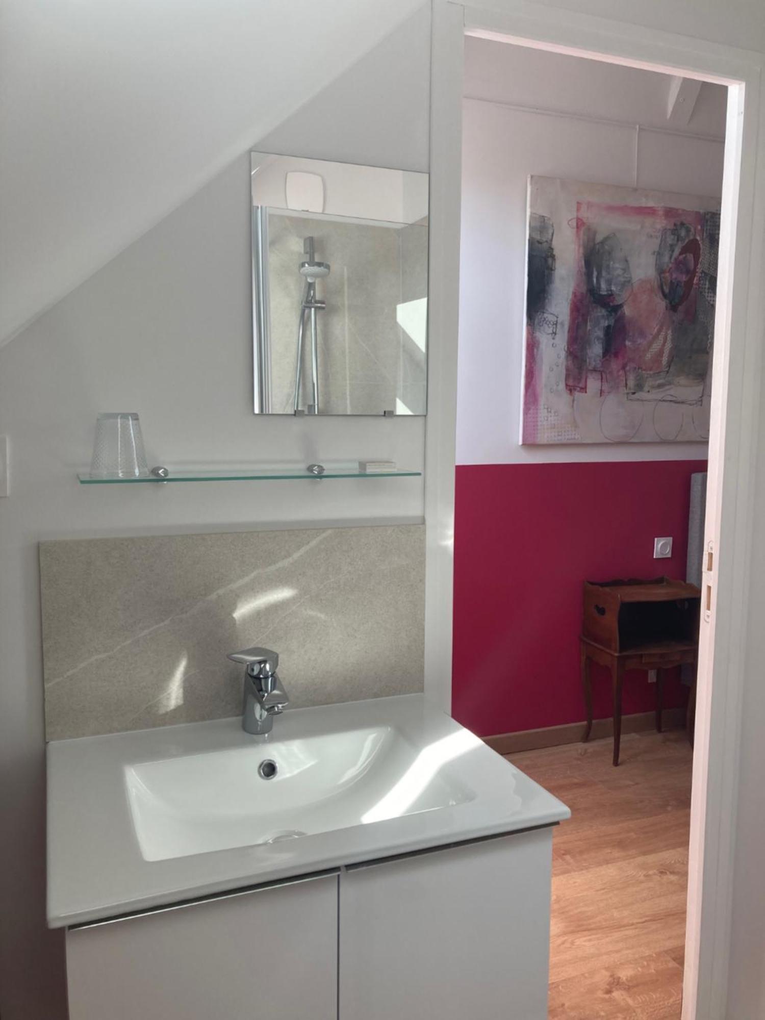Chez Anne - Chambre Avec Salle De Bain Privative Menetou-Couture Ngoại thất bức ảnh